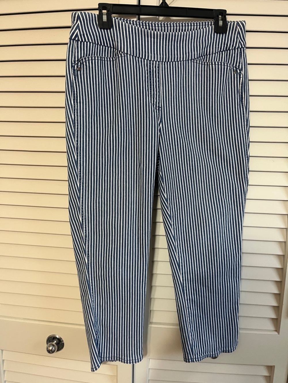 Westbound Navy & White Striped Capri Pants